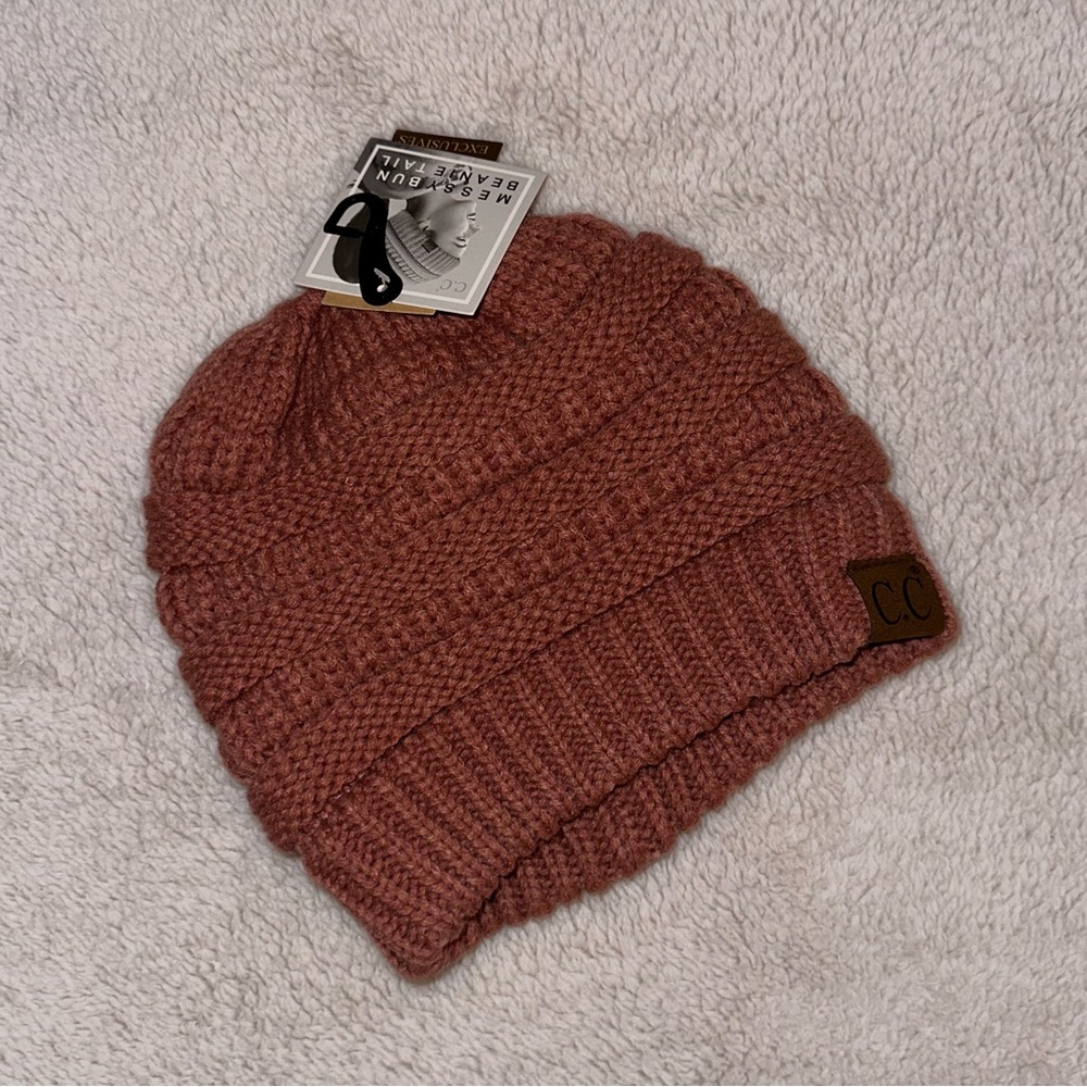C.C Originals Messy Bun Beanie Tail in Mauve (dusty rose)